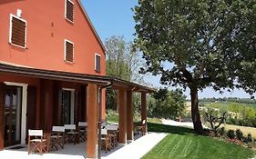 Agriturismo Colle Rosso